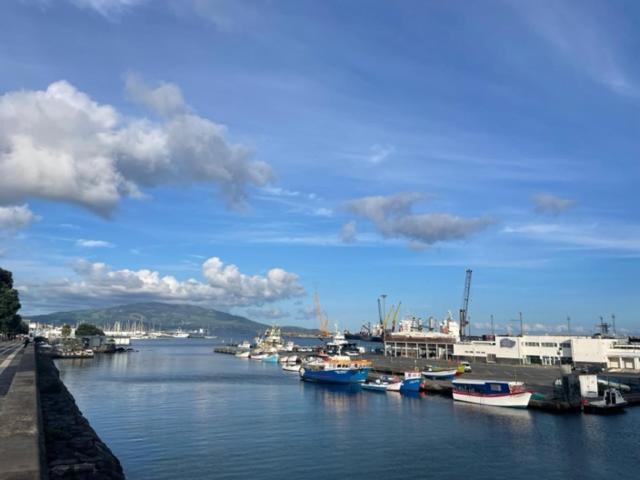 Populo Mar Ponta Delgada - Açores Exterior foto