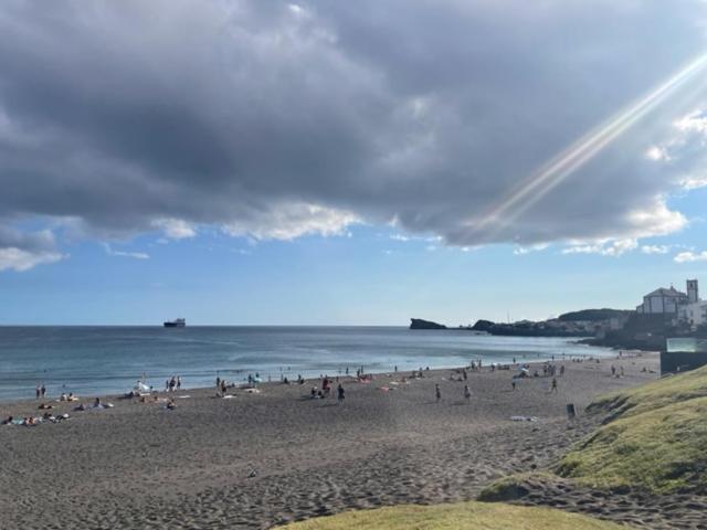 Populo Mar Ponta Delgada - Açores Exterior foto